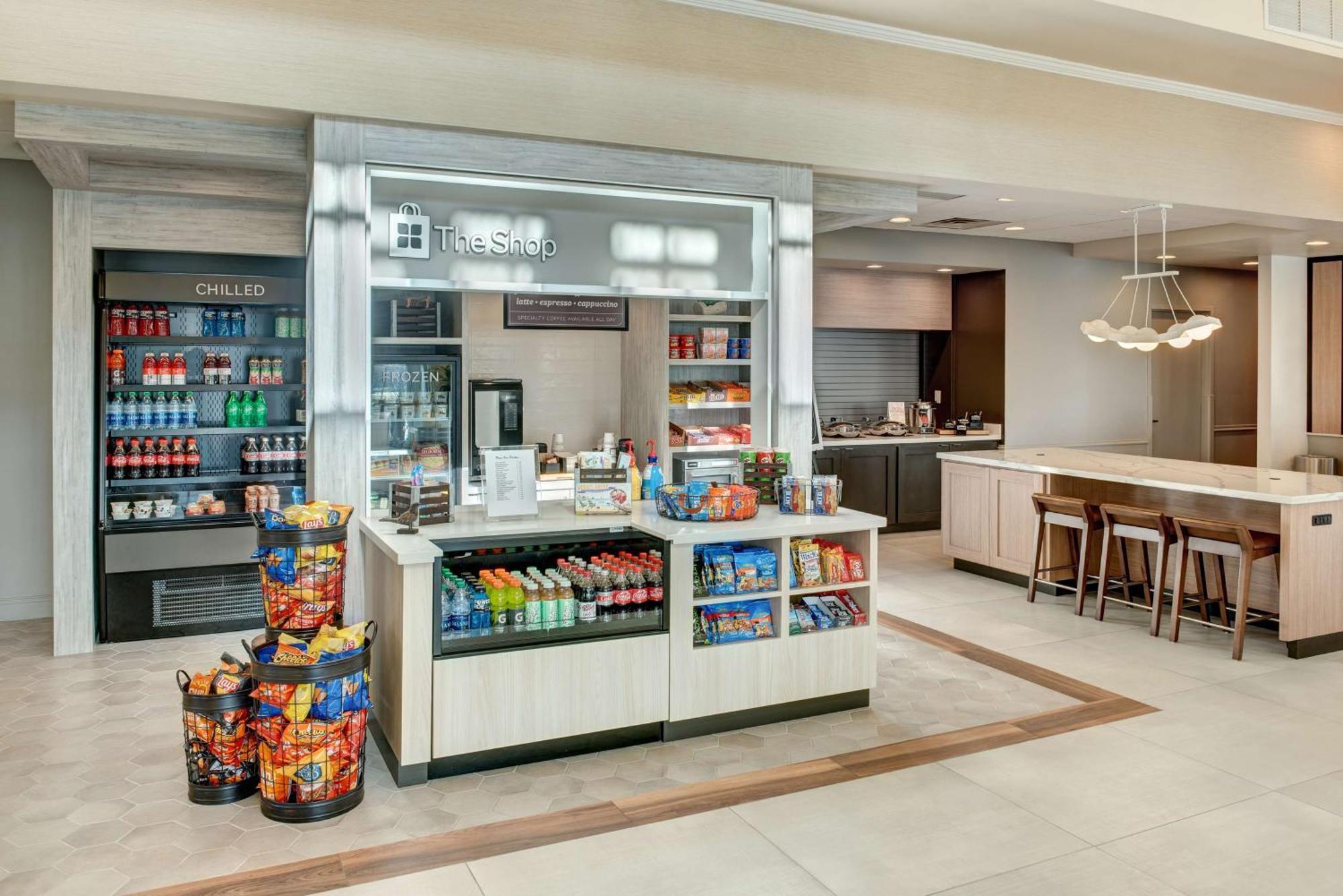 Hilton Garden Inn Lakewood Extérieur photo