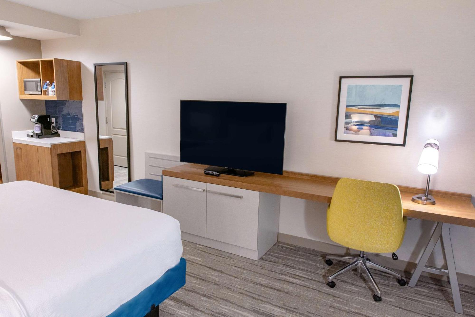 Hilton Garden Inn Lakewood Extérieur photo